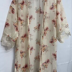 Floral Kimono with Lace Trim